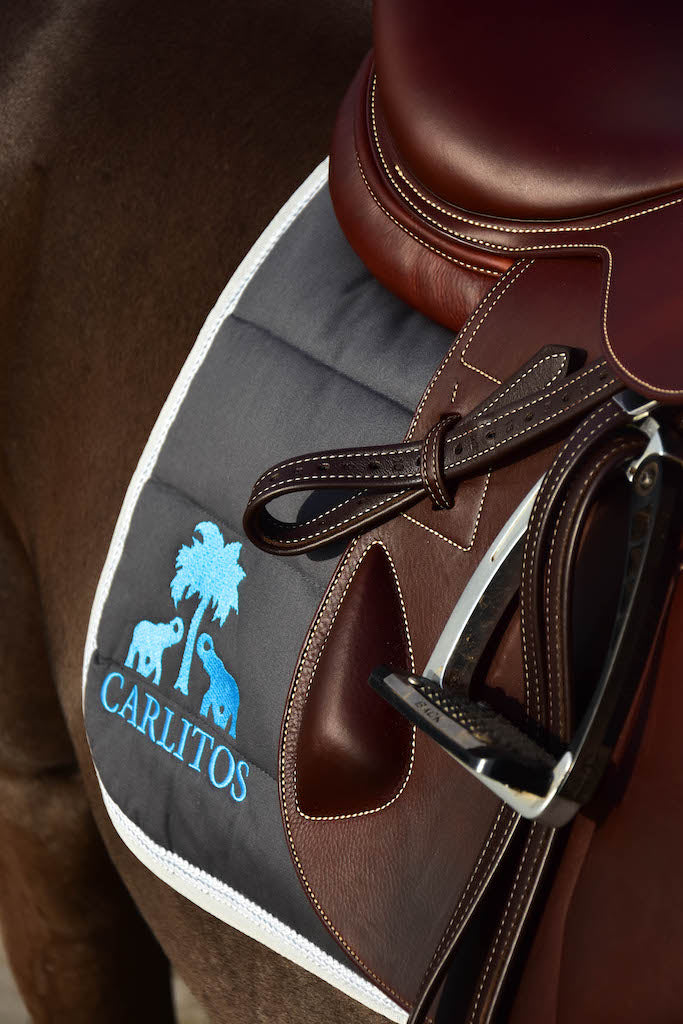 Saddle pad LIGHT GRAY with Carlitos logo